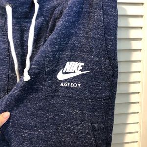 Nike joggers